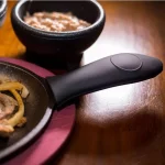 2PCS Silicone Hot Handle Pot Holder Cast Iron Skillets Sleeve Cover Grip B384 - Image 8